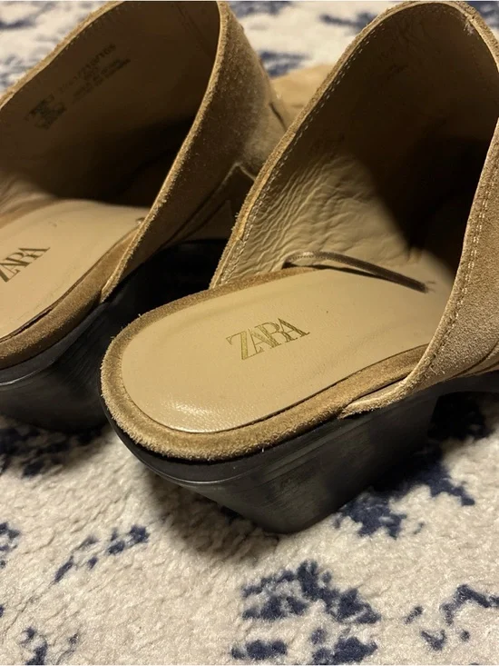 Zara Suede Pointed Toe Mule Clogs in Tan - Picture 3 of 3
